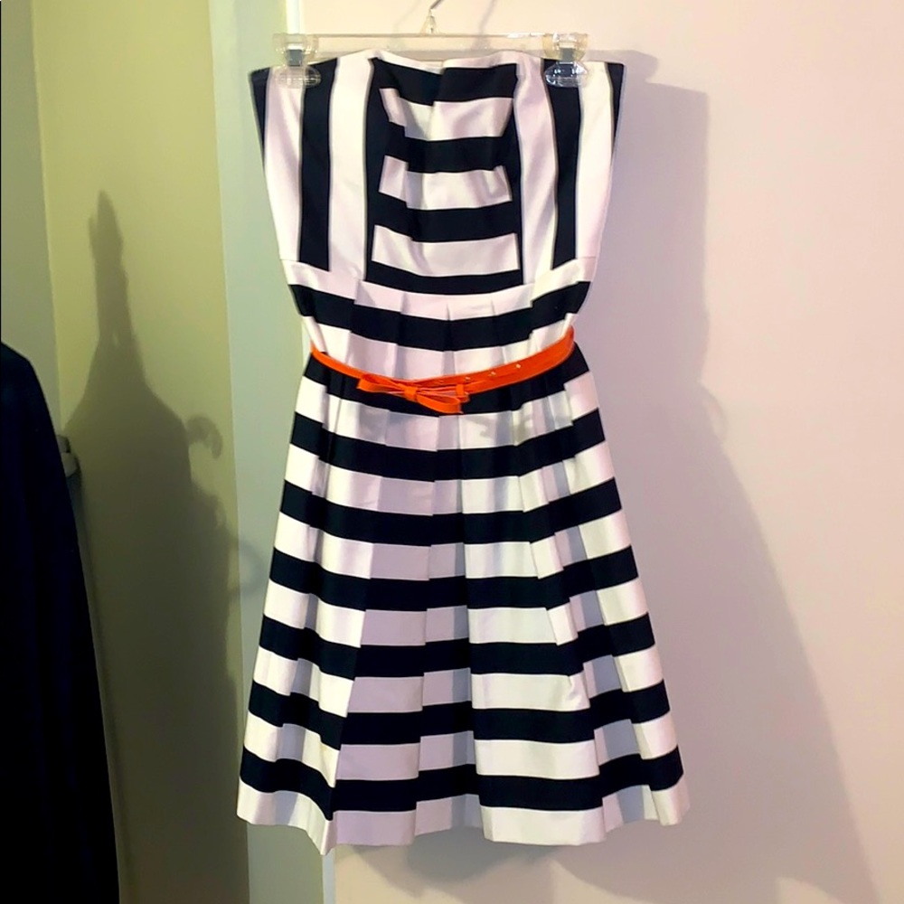 Strapless dress